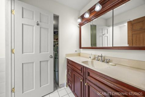 710 North Kenilworth Avenue Glen Ellyn IL 60137