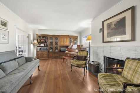 710 North Kenilworth Avenue Glen Ellyn IL 60137