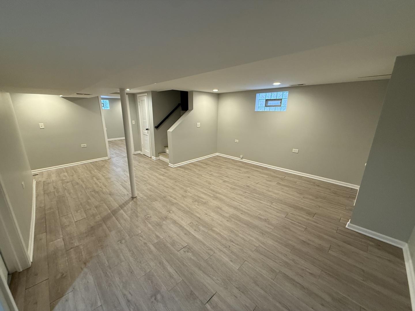 5423 West 63rd Place Chicago IL 60638