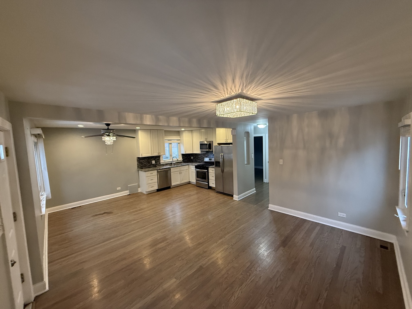 5423 West 63rd Place Chicago IL 60638
