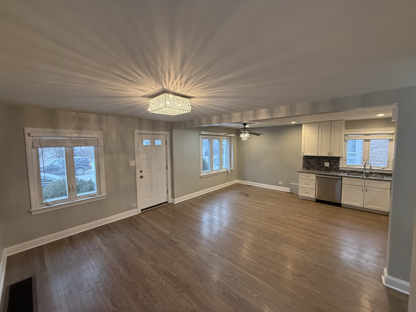 5423 West 63rd Place Chicago IL 60638