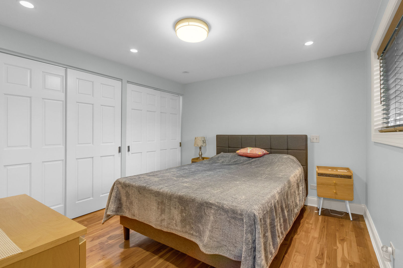 18w266 Knollwood Lane Villa Park IL 60181