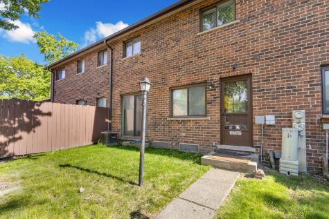 18w266 Knollwood Lane Villa Park IL 60181