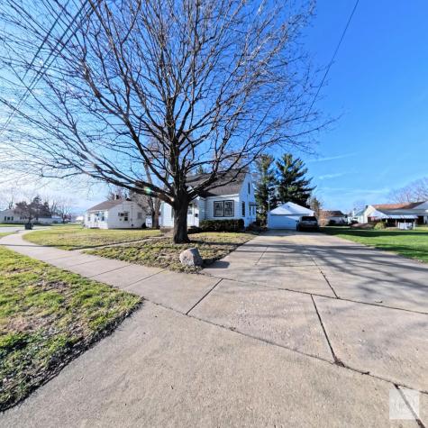 206 East 4th Street Streator IL 61364