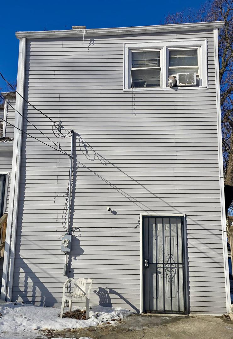 8103 South Muskegon Avenue Chicago IL 60617