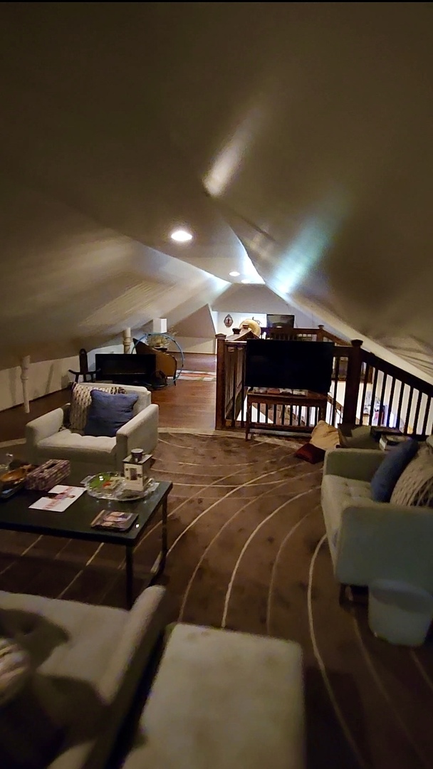 7822 South Throop Street Chicago IL 60620