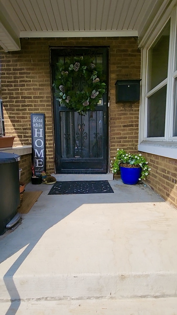 7822 South Throop Street Chicago IL 60620