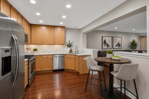 3250 Cool Springs Court Naperville IL 60564