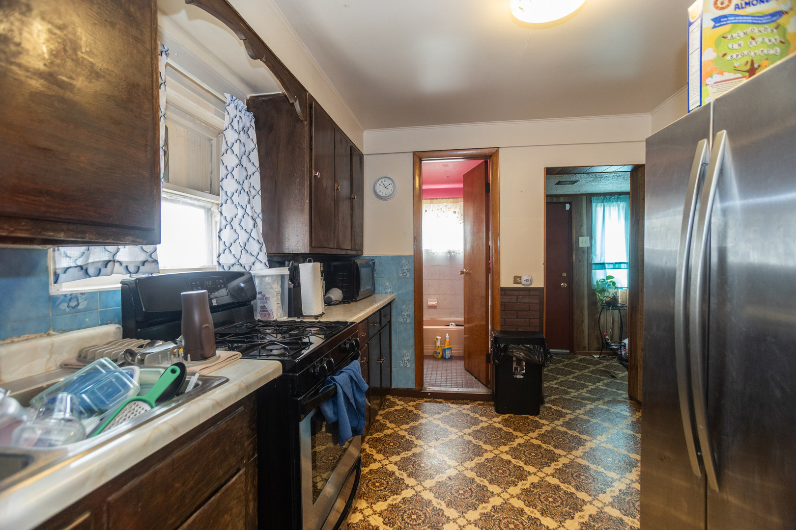 8351 South Cregier Avenue Chicago IL 60617