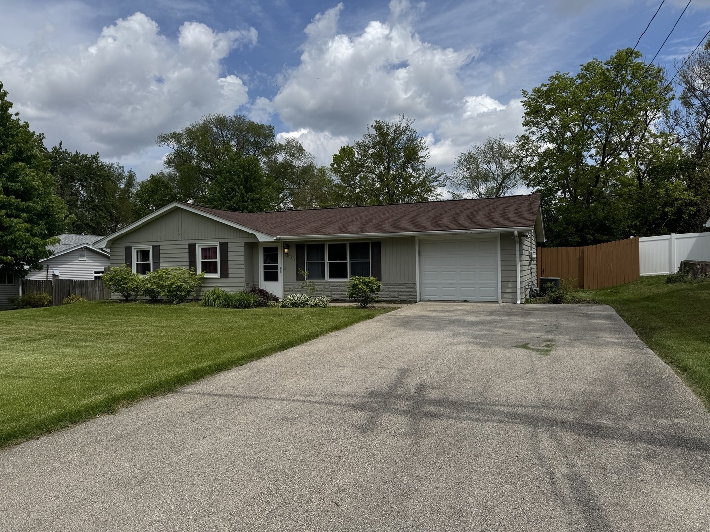 15013 Hartman Drive Romeoville IL 60446