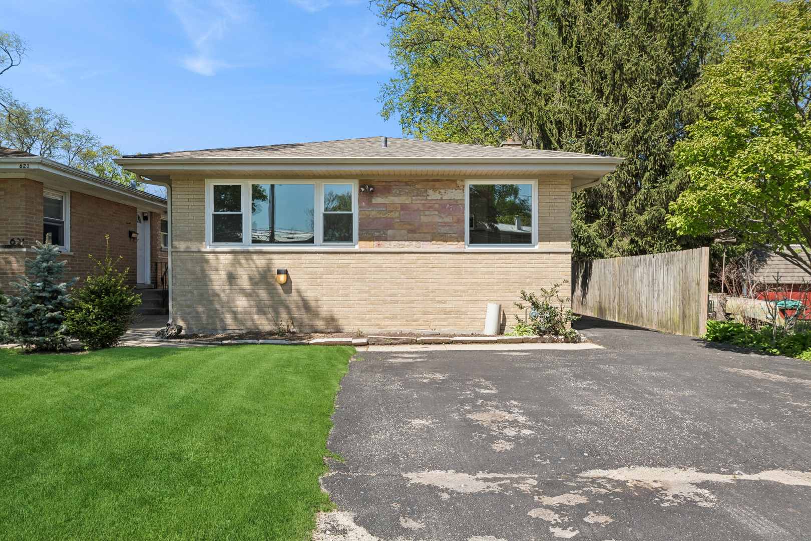 625 Hibbard Road Wilmette IL 60091