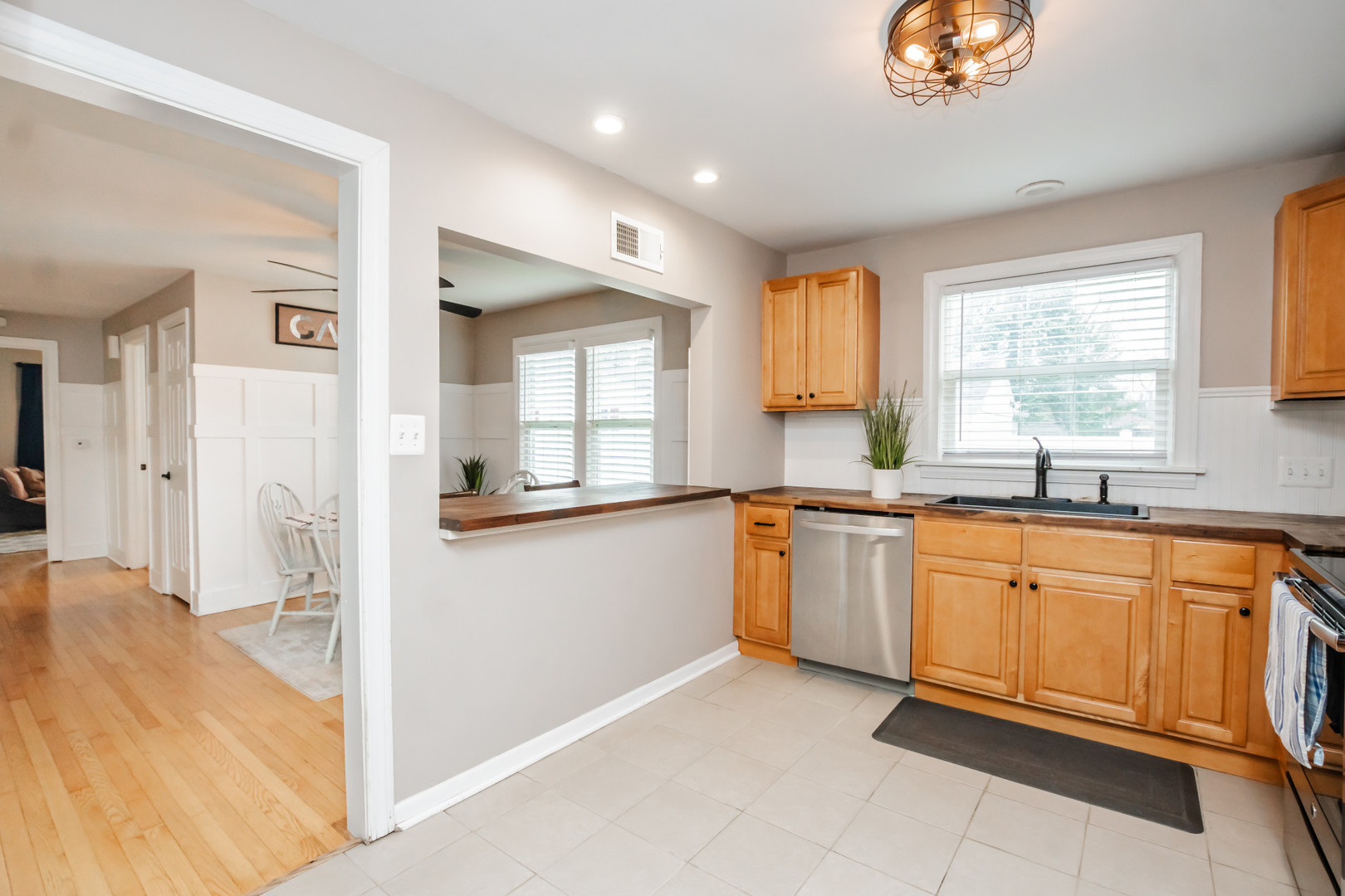 15W492 Concord Street Elmhurst IL 60126