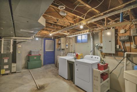 405 Thomas Drive Sycamore IL 60178