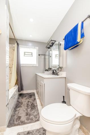 2717 Atlantic Street Franklin Park IL 60131