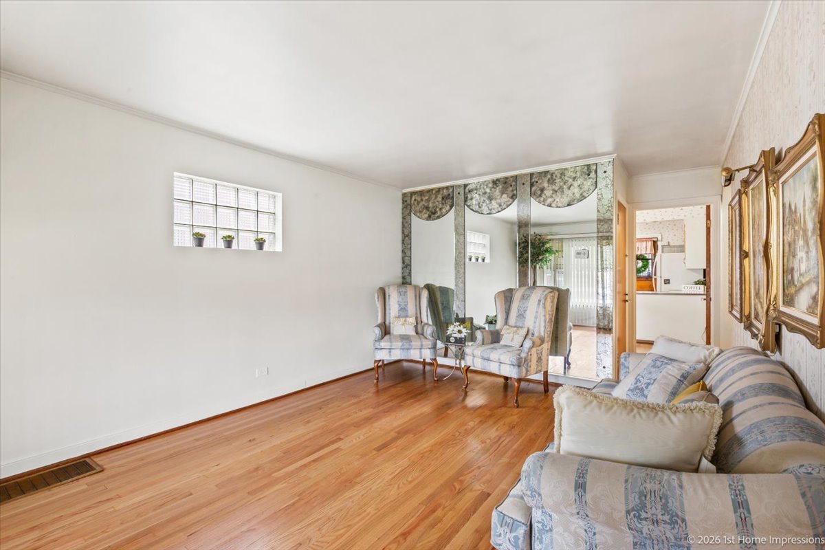 9726 South Peoria Street Chicago IL 60643