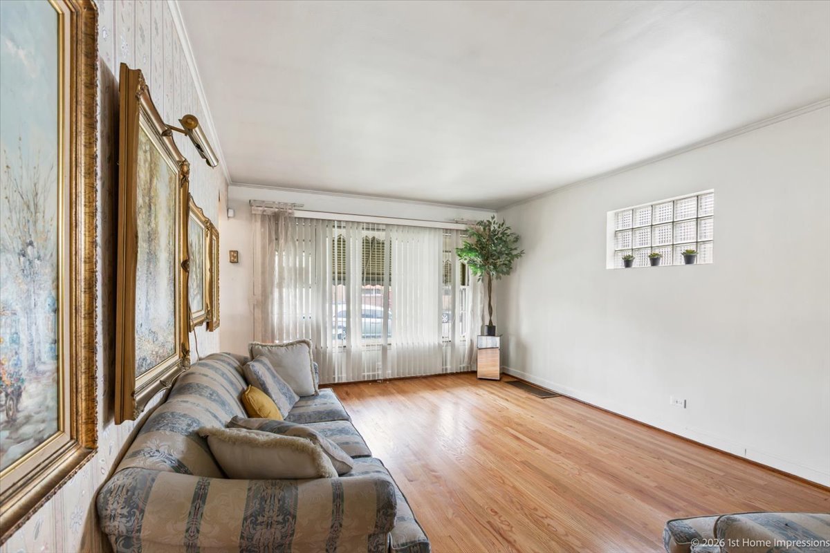 9726 South Peoria Street Chicago IL 60643