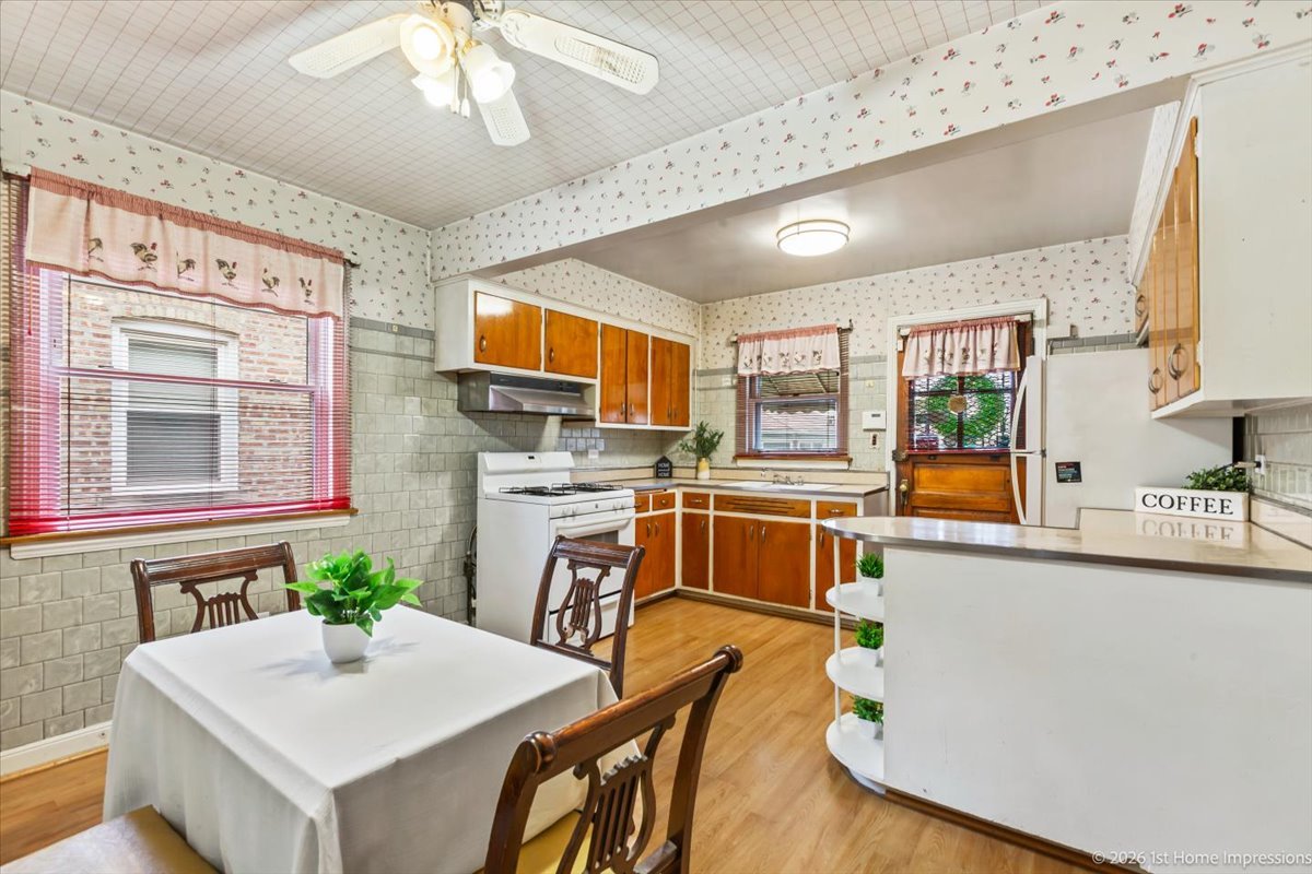 9726 South Peoria Street Chicago IL 60643