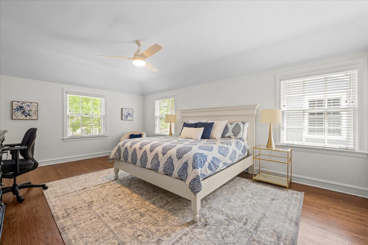 1943 Greenwood Avenue Wilmette IL 60091