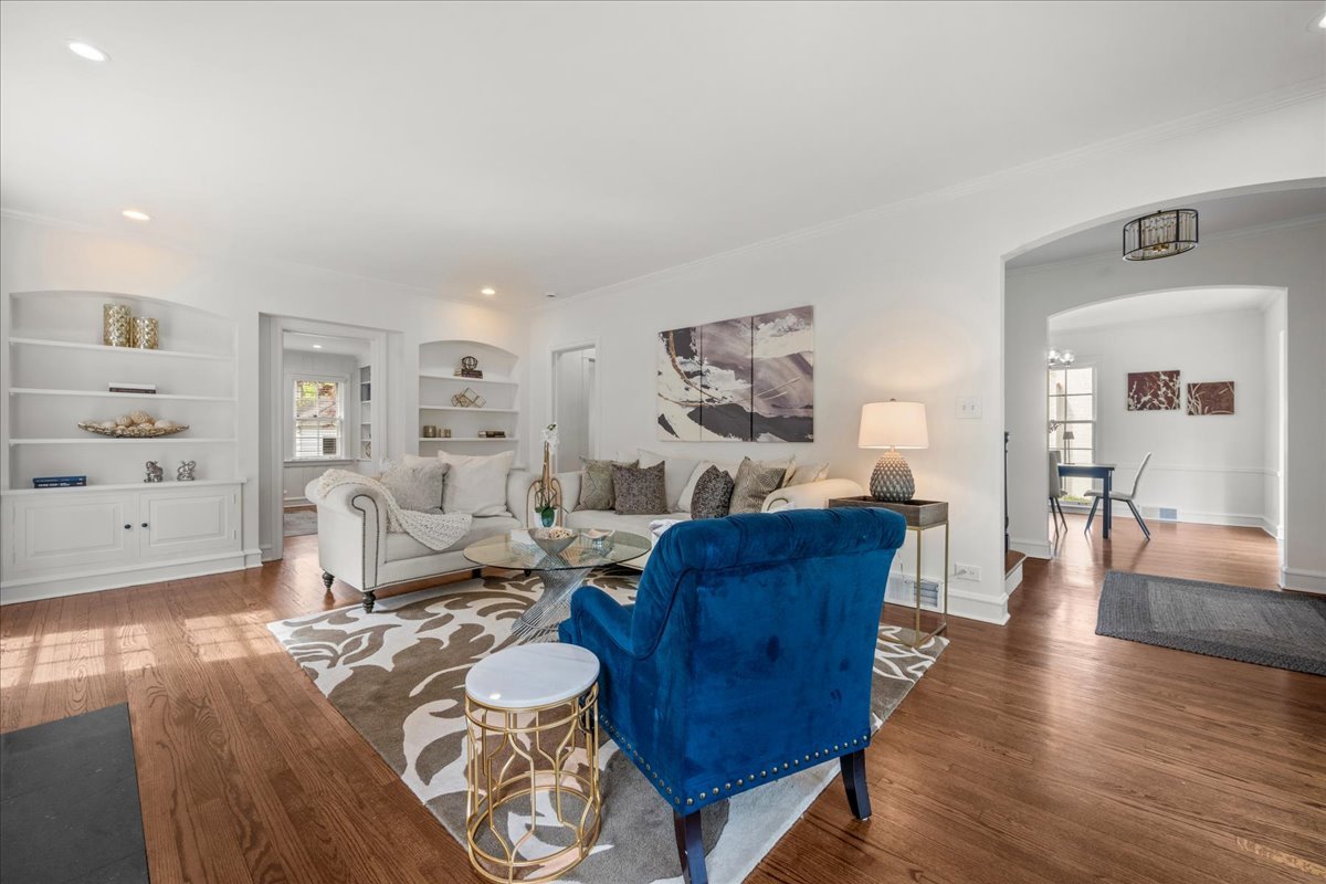 1943 Greenwood Avenue Wilmette IL 60091
