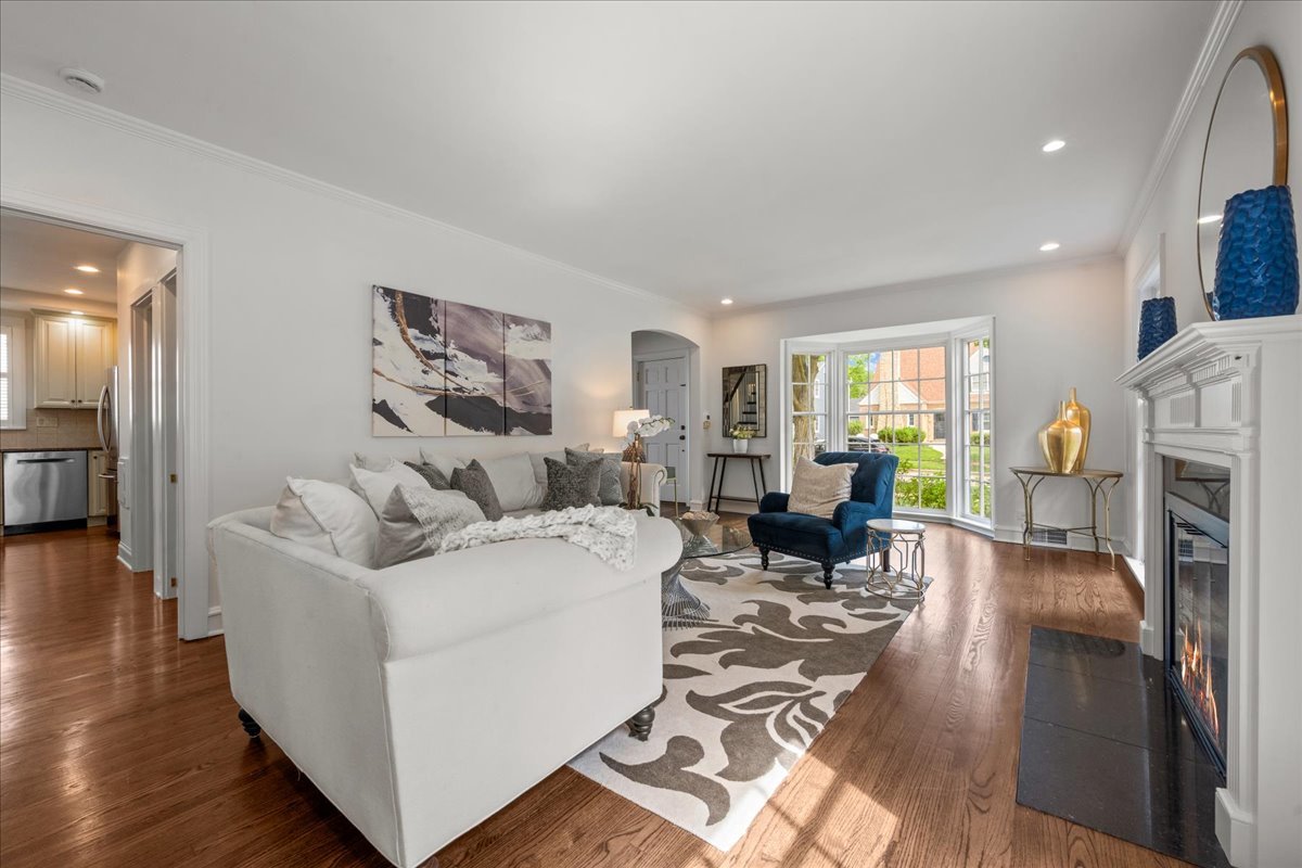 1943 Greenwood Avenue Wilmette IL 60091