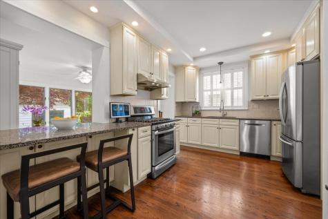1943 Greenwood Avenue Wilmette IL 60091