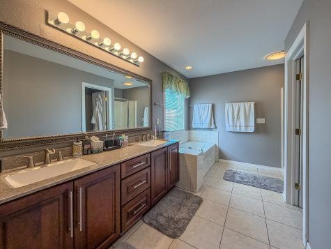 3308 Wynstone Drive Champaign IL 61822