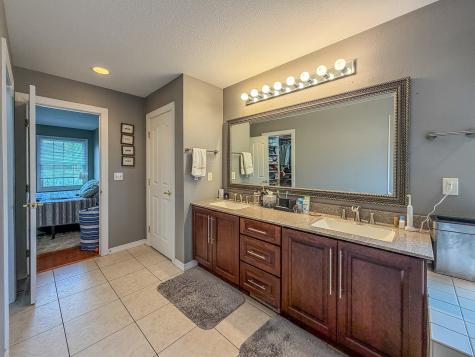 3308 Wynstone Drive Champaign IL 61822