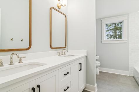 721 Meadow Lane Libertyville IL 60048