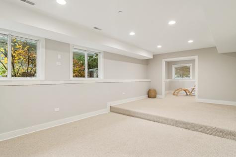721 Meadow Lane Libertyville IL 60048