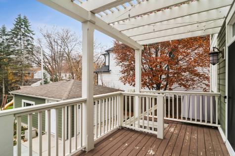 721 Meadow Lane Libertyville IL 60048