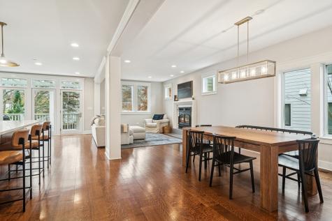 721 Meadow Lane Libertyville IL 60048