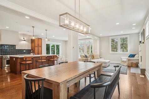 721 Meadow Lane Libertyville IL 60048