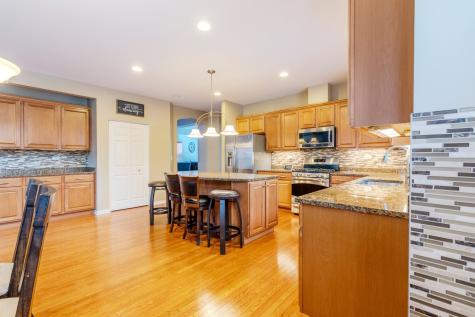 125 North Spruce Avenue Wood Dale IL 60191