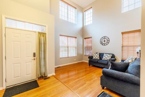 125 North Spruce Avenue Wood Dale IL 60191