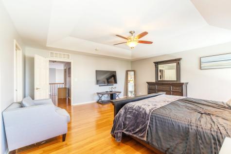 125 North Spruce Avenue Wood Dale IL 60191
