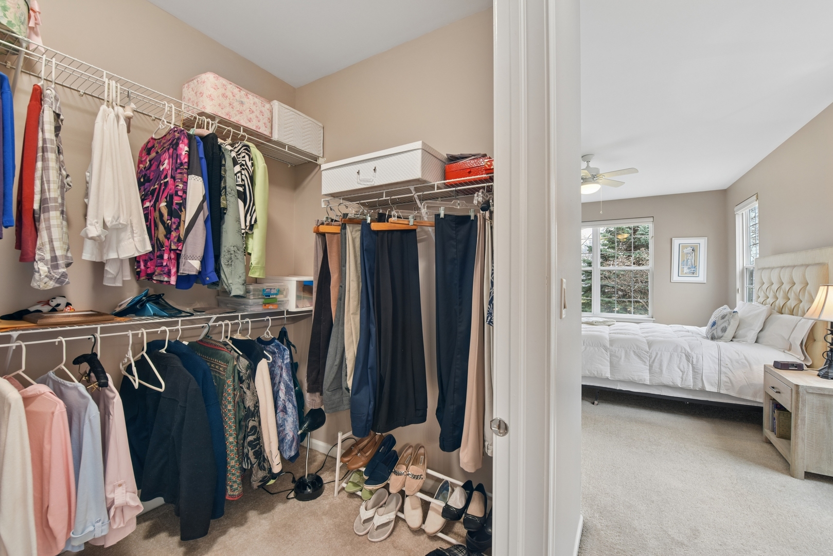 1104 Heathrow Lane Aurora IL 60502