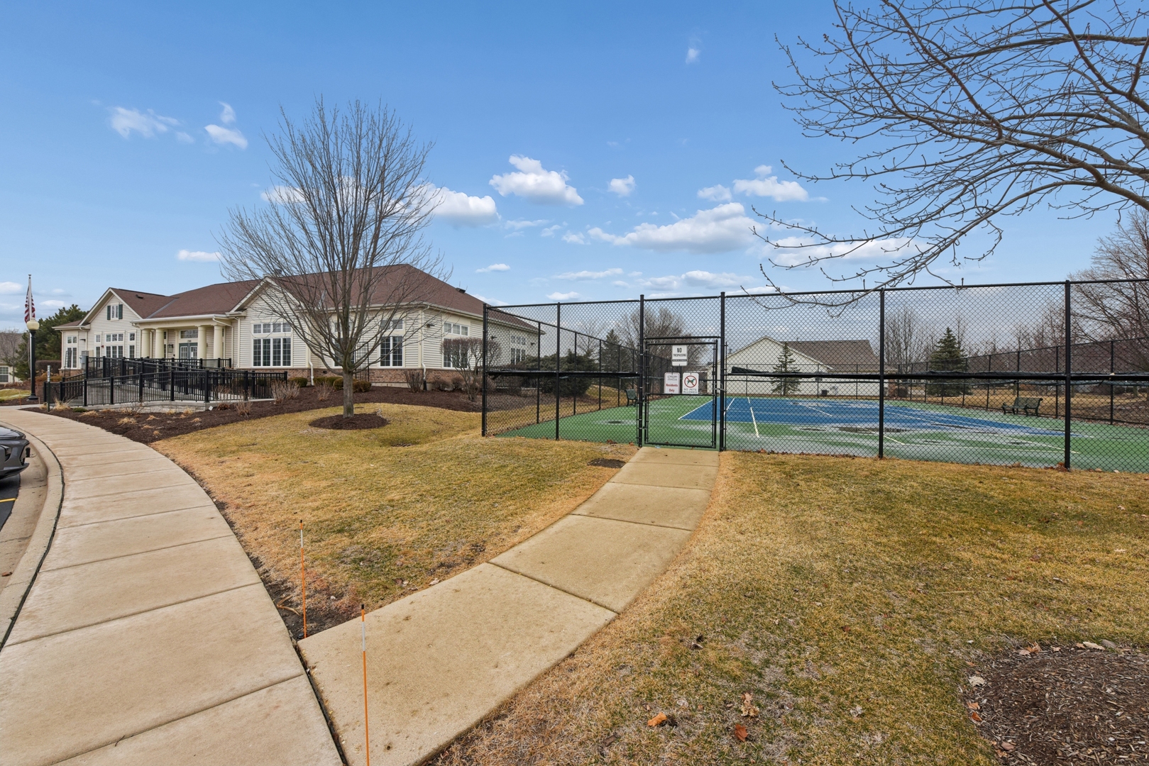 1104 Heathrow Lane Aurora IL 60502