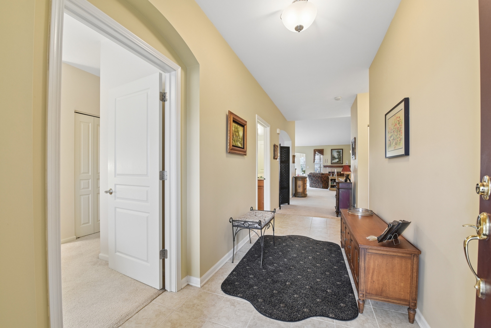 1104 Heathrow Lane Aurora IL 60502