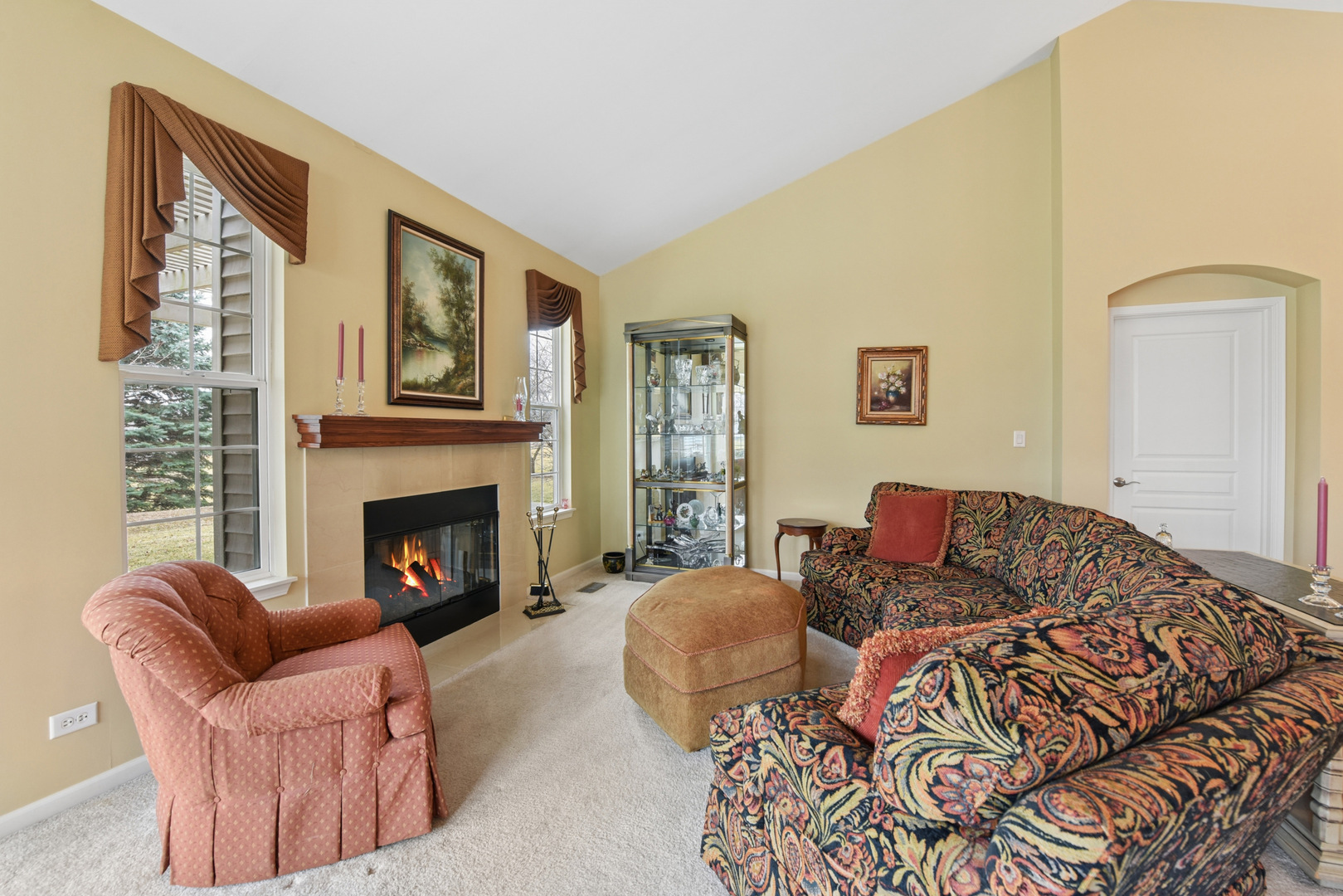 1104 Heathrow Lane Aurora IL 60502