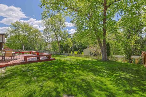 1299 West New Britton Drive Hoffman Estates IL 60192