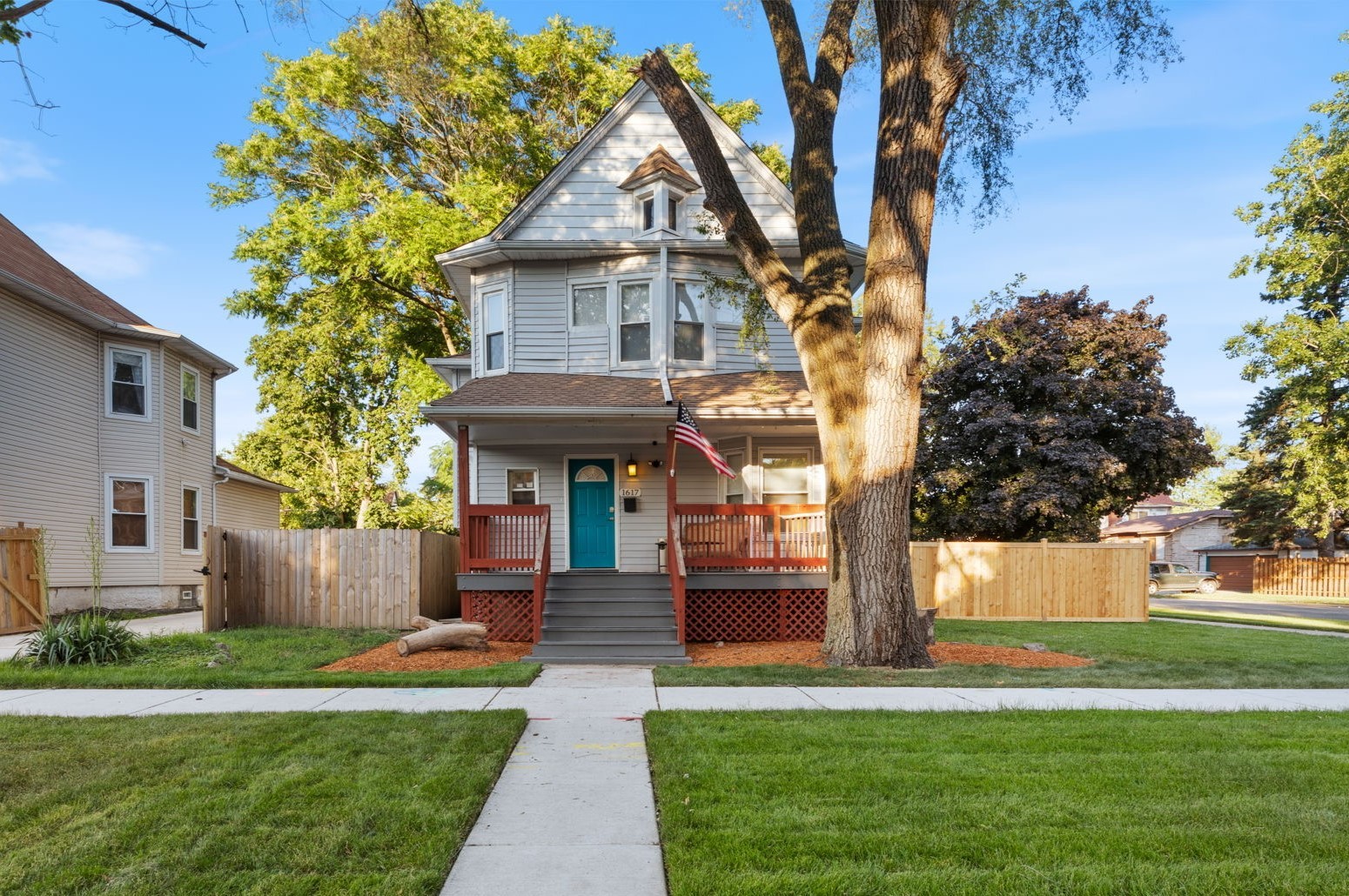 1617 South 4th Avenue Maywood IL 60153