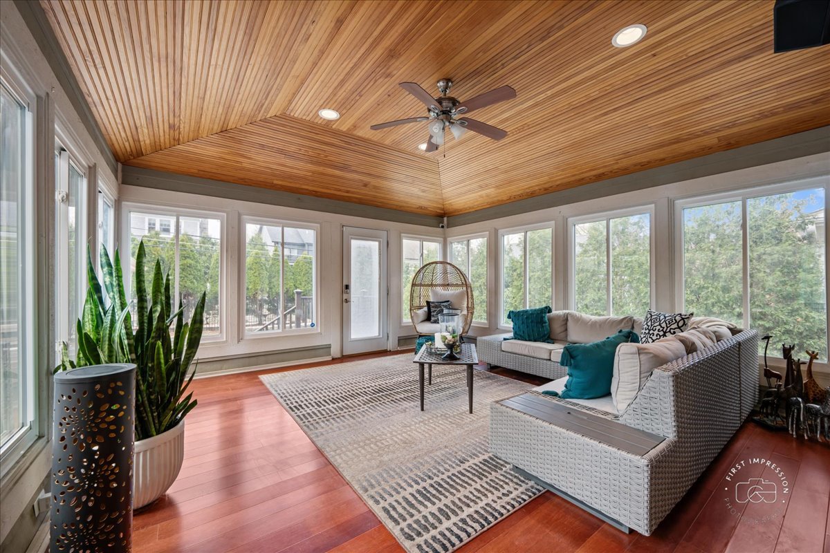 427 South Sleight Street Naperville IL 60540