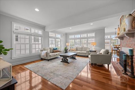 427 South Sleight Street Naperville IL 60540