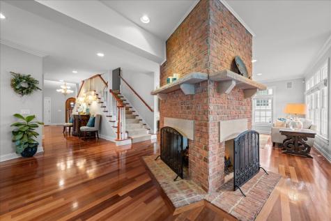 427 South Sleight Street Naperville IL 60540