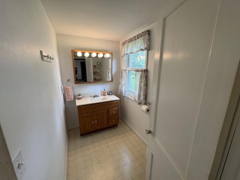 109 North Meyers Avenue Milledgeville IL 61051