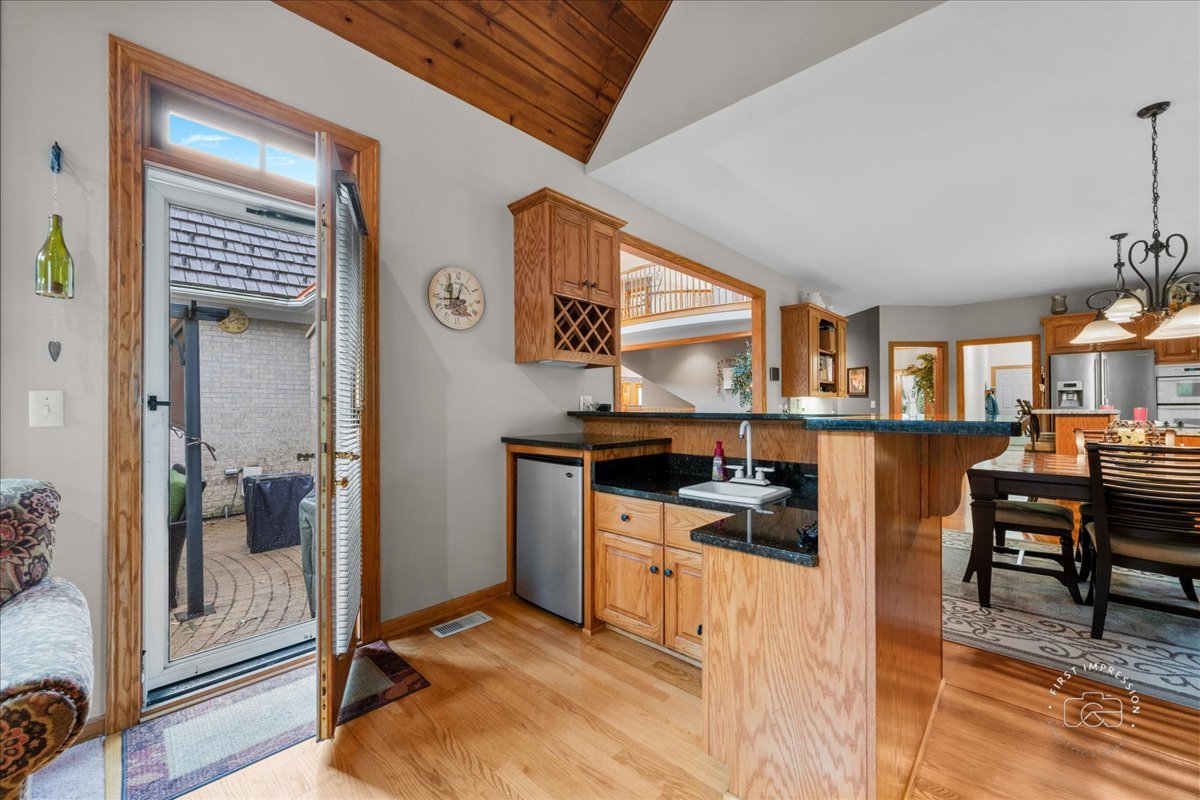 36 Oak Bluff Court Naperville IL 60565