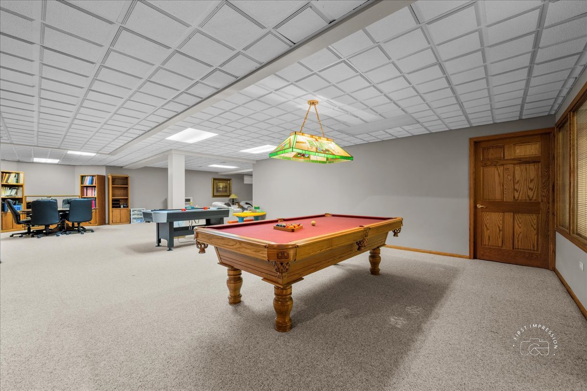 36 Oak Bluff Court Naperville IL 60565