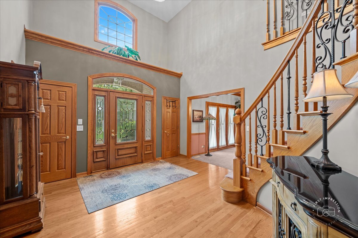 36 Oak Bluff Court Naperville IL 60565