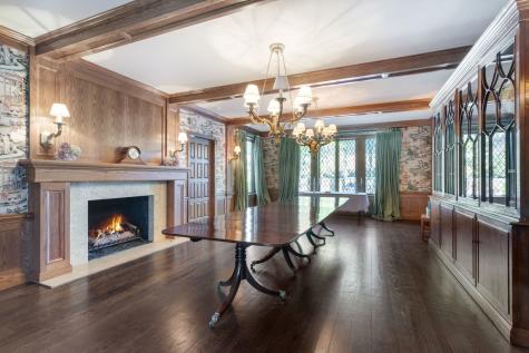 1490 Lake Road Lake Forest IL 60045