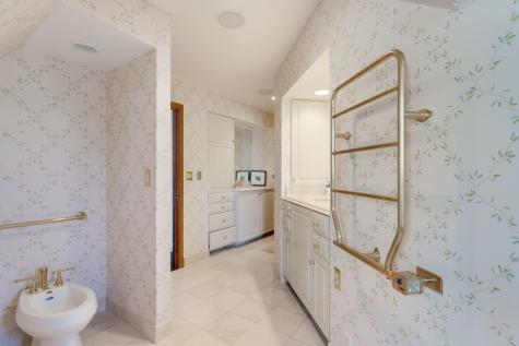 1490 Lake Road Lake Forest IL 60045